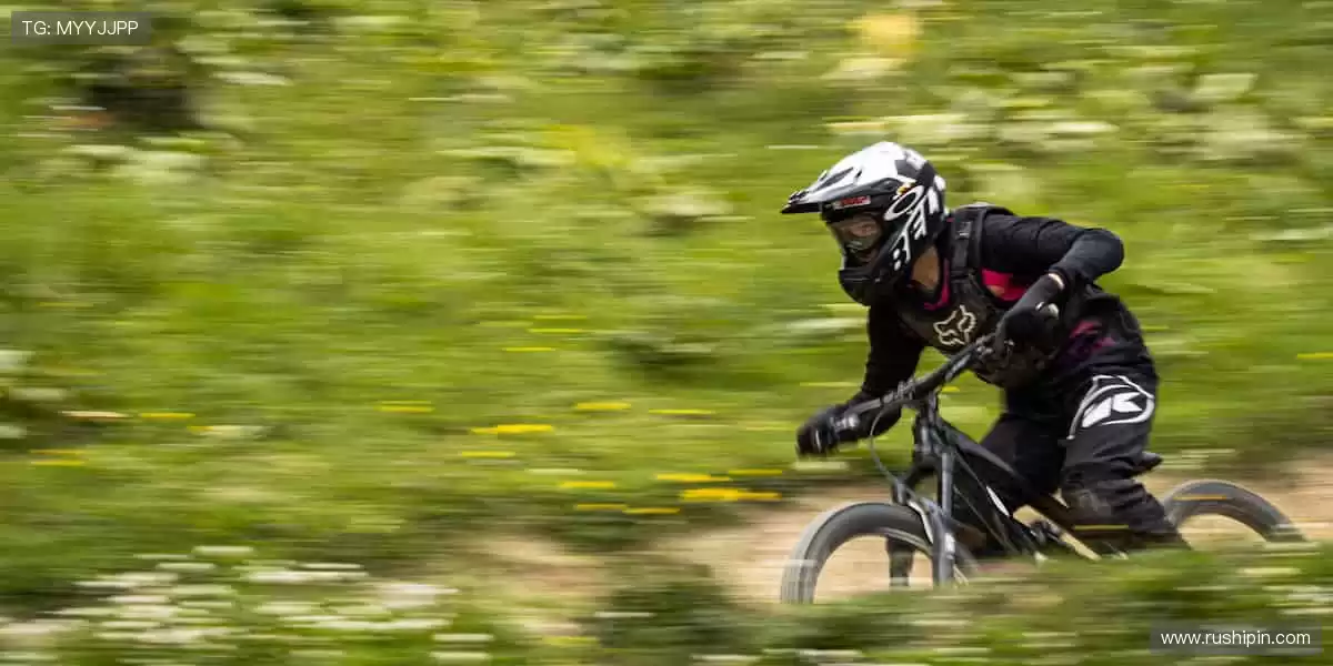 📱随时随地，高清流畅，把赛场装进口袋！